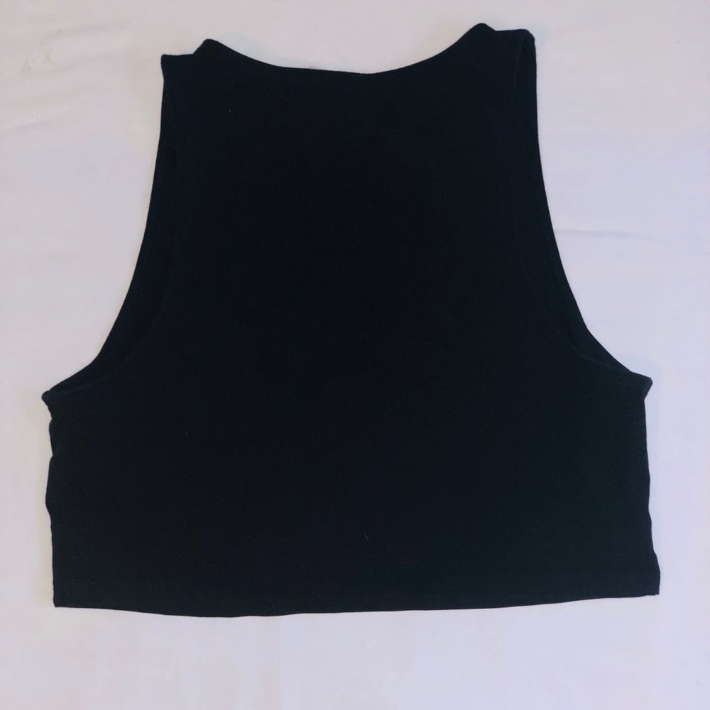 BLACK CROP TOP - Picture 2 of 3